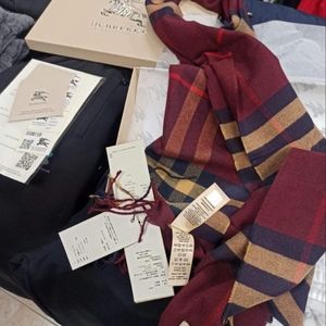 BURBERRY SCARF WITH BILLS